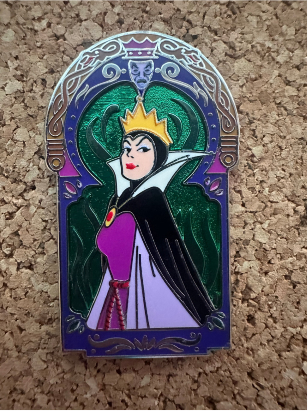 2024 WDW DLR Disney Parks EVIL QUEEN Villains Portraits Mystery Box Trading PIN
